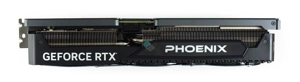 Gainward RTX 4070 Ti SUPER PHOENIX GS 16G; horní strana