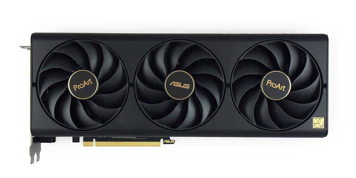 Asus ProArt RTX 4080 SUPER O16G; čelní strana